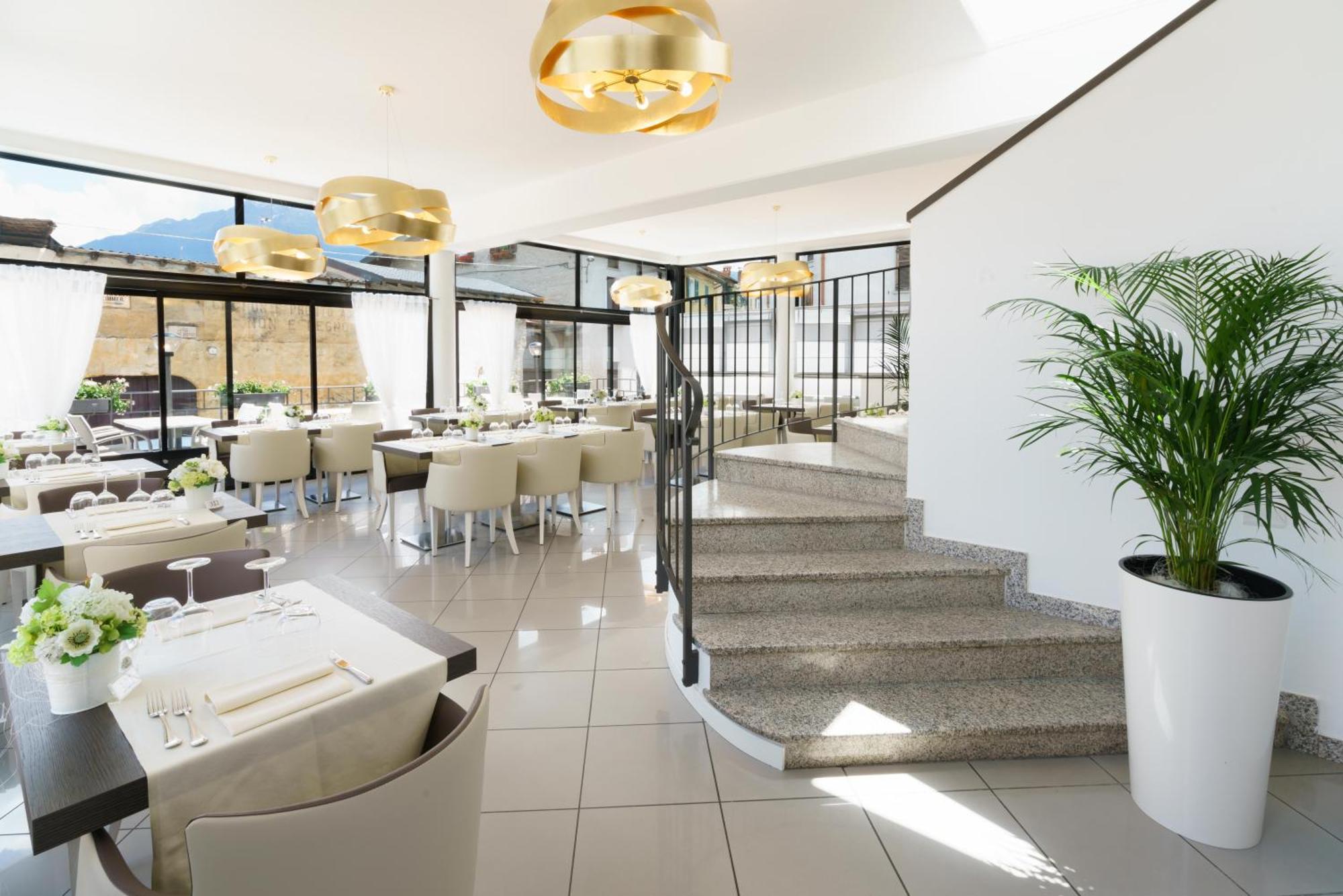 גראבדונה Residence Riva Del Lario מראה חיצוני תמונה
