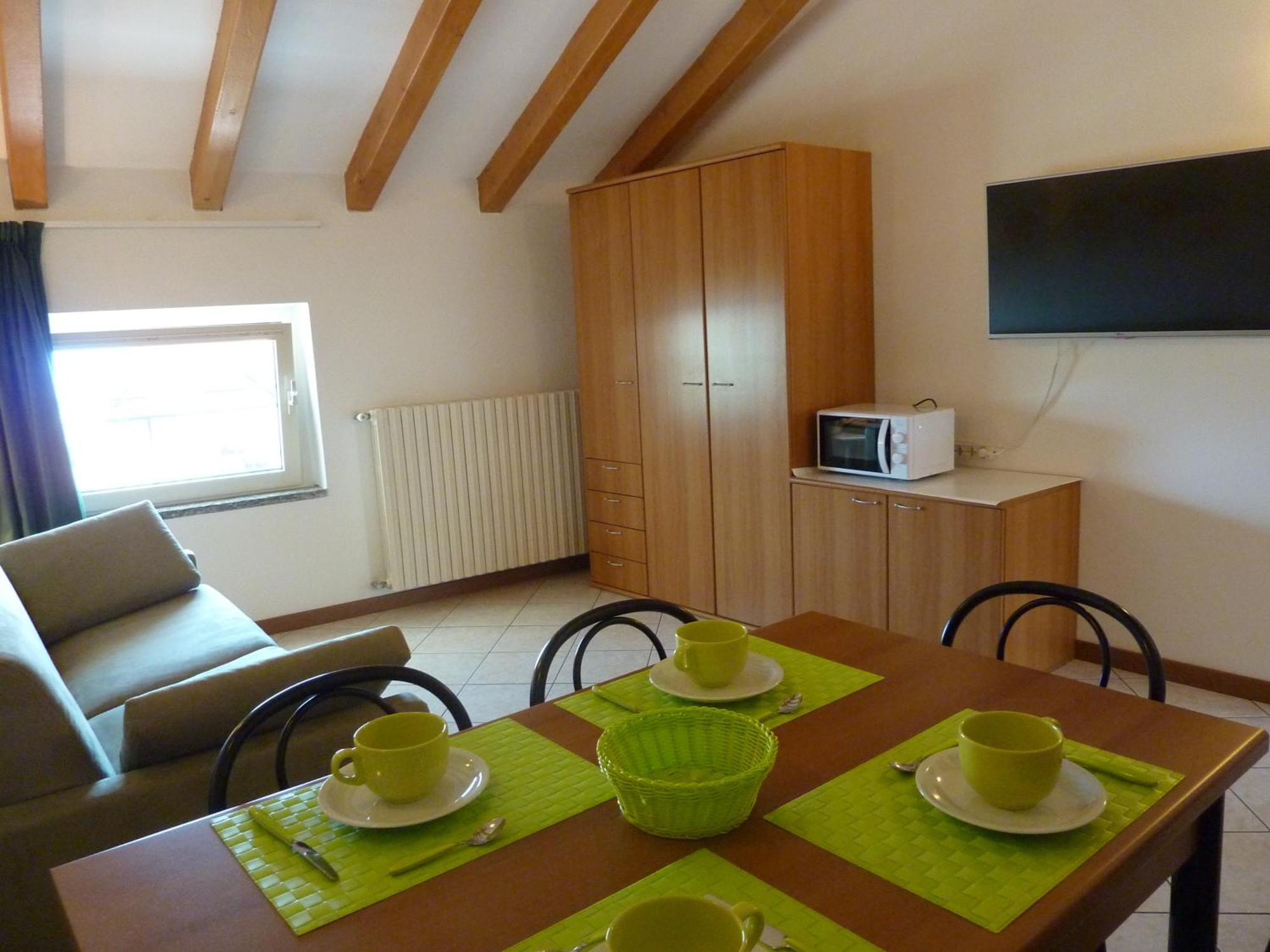 גראבדונה Residence Riva Del Lario מראה חיצוני תמונה