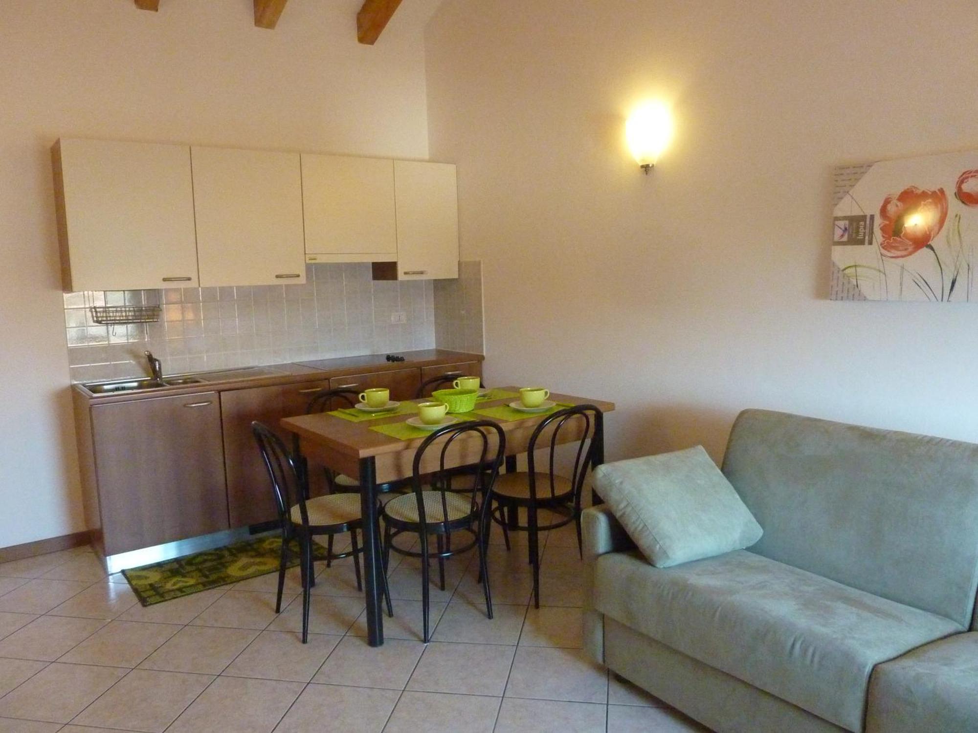 גראבדונה Residence Riva Del Lario מראה חיצוני תמונה