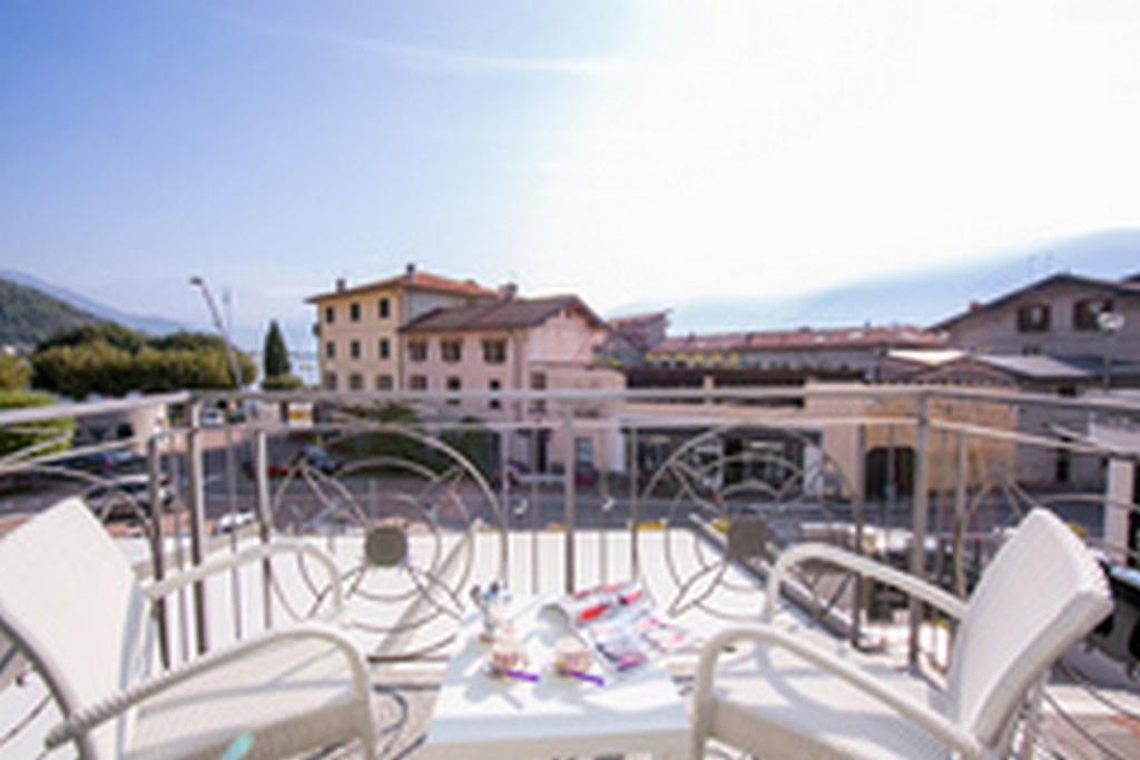 גראבדונה Residence Riva Del Lario מראה חיצוני תמונה