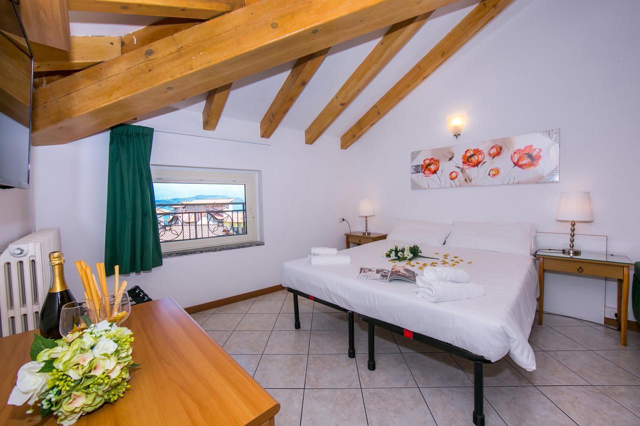 גראבדונה Residence Riva Del Lario מראה חיצוני תמונה